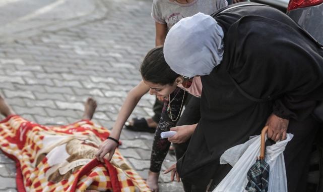 İsrail'den Maghazi Kampı'na saldırı: Çocukları katlettiler