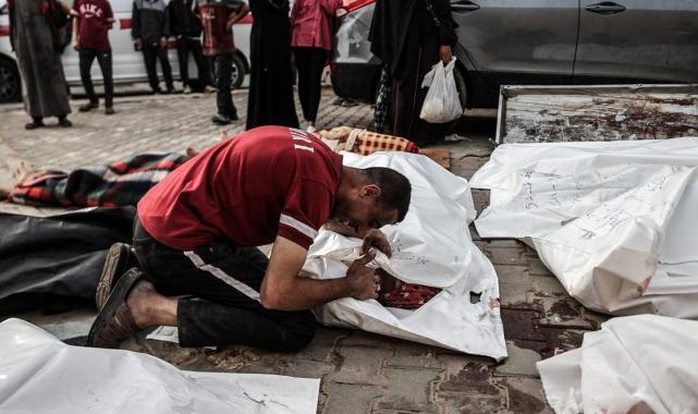 İsrail'den Maghazi Kampı'na saldırı: Çocukları katlettiler