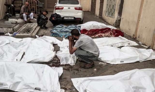 İsrail'den Maghazi Kampı'na saldırı: Çocukları katlettiler