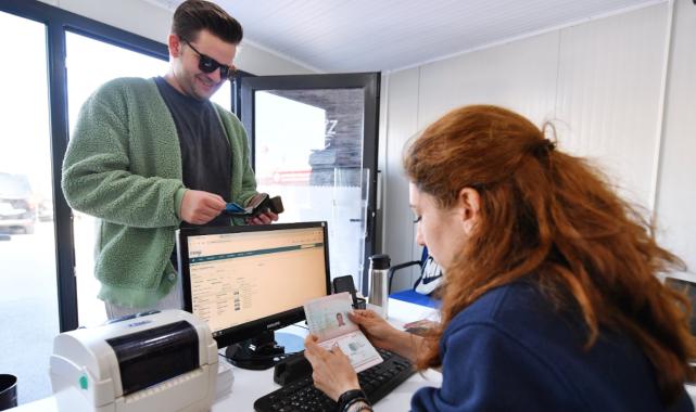 İzmir - Midilli seferlerinin 2024 yaz programı başladı