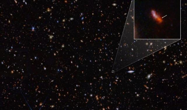 James Webb Teleskobu bilinen en uzak galaksiyi buldu