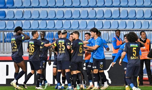 Kasımpaşa'ya yenilen Beşiktaş, sezonu mağlup kapattı