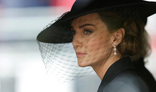 Kate Middleton'ın tablosu sosyal medyanın diline düştü