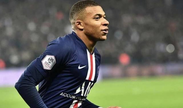 Kylian Mbappe, PSG'den ayrılacağını açıkladı