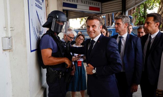 Macron Yeni Kaledonya'da: Askerler gerektiği kadar kalacak