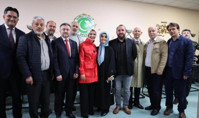 Mahinur Özdemir Göktaş, 24 sene sonra Brüksel’deki aile dükkanında yeniden kasaya geçti