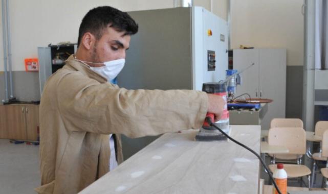 MEB ortaokul öğrencileri için ilk kez "zanaat okulu" açacak: İşte detaylar