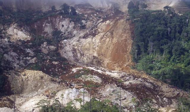 Papua Yeni Gine'de heyelan: Can kaybı 670'in üzerinde