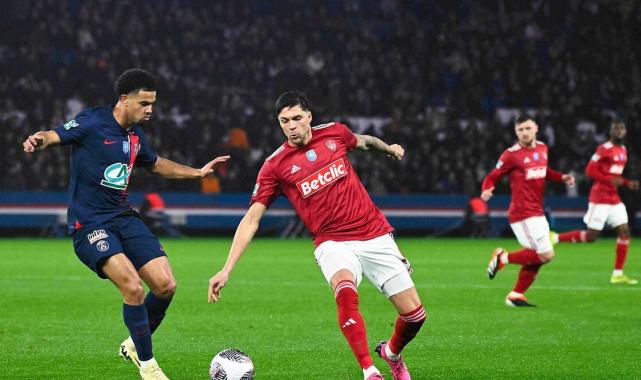 Para saçıp başarı yakalayamayan kulüp: Paris Saint Germain