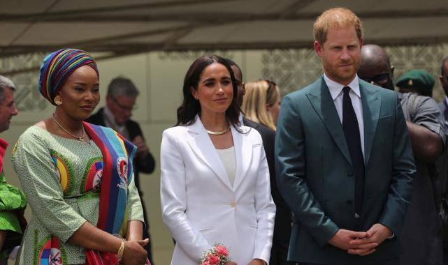 Prens Harry ve Meghan Markle'ın Nijerya ziyaretine İngiltere'den tepki geldi