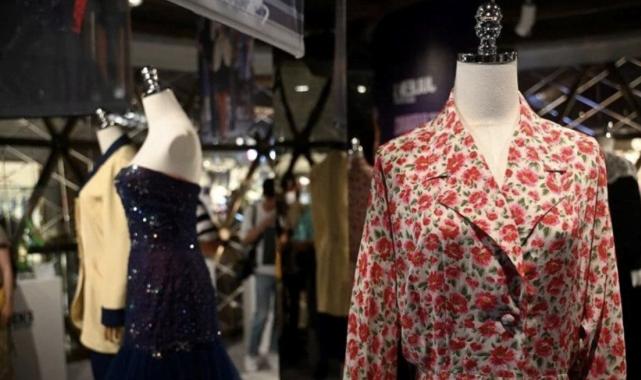 Prenses Diana'nın elbiseleri açık artırmayla satılacak