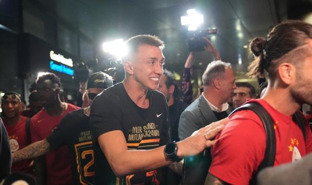 Şampiyon Galatasaray, İstanbul'da