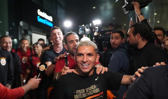 Şampiyon Galatasaray, İstanbul'da