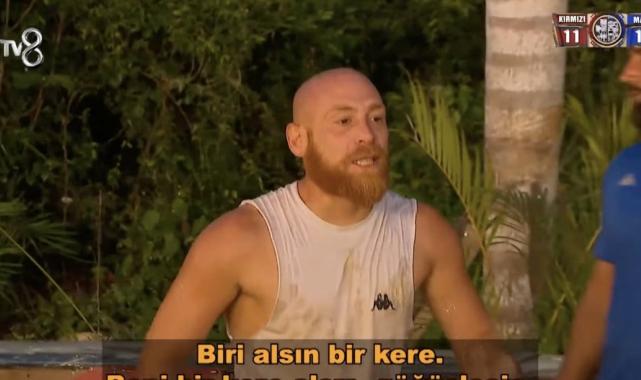 Survivor All Star'da yarışmayı kaybeden Furkan sinirlerine hakim olamadı