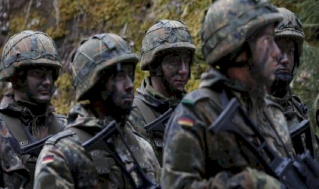 Almanya, 18 yaşındaki gençlere zorunlu askerlik yaptırabilir