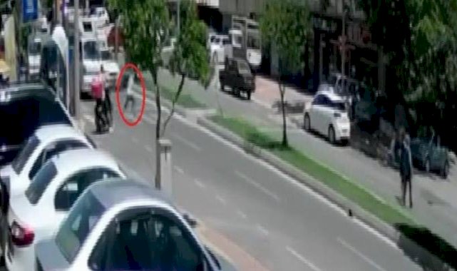 Antalya'da okula uğurladığı oğlunun kazasını çekti: Görüntünün yerini çığlıklar aldı