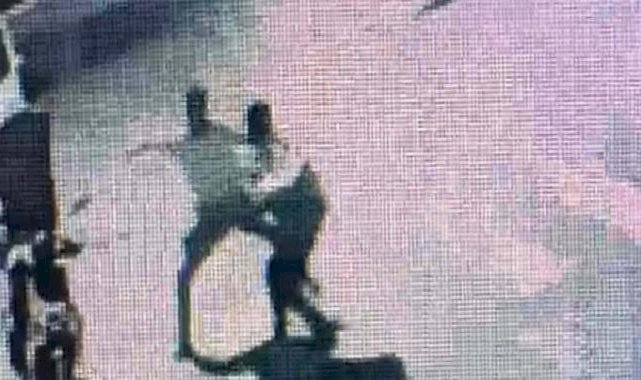 Balıkesir'de genç kuryeyi öldüren katilin babasına müebbet talebi