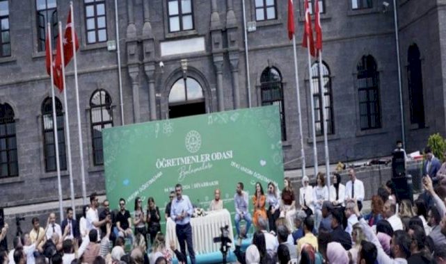 Ders Saatleri Değişmeyecek