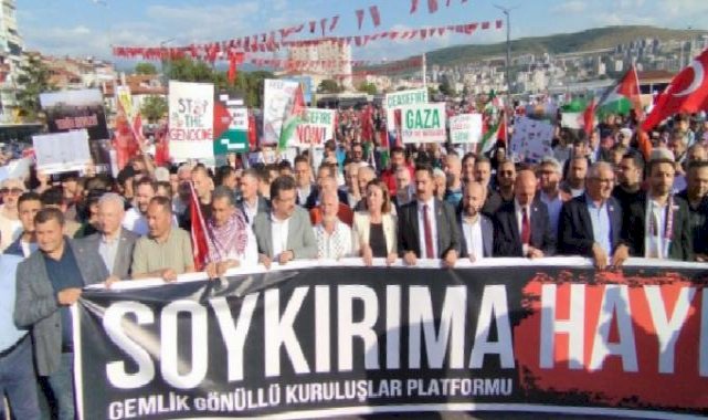 Gemlik’te Gazze’ye destek yürüyüşü