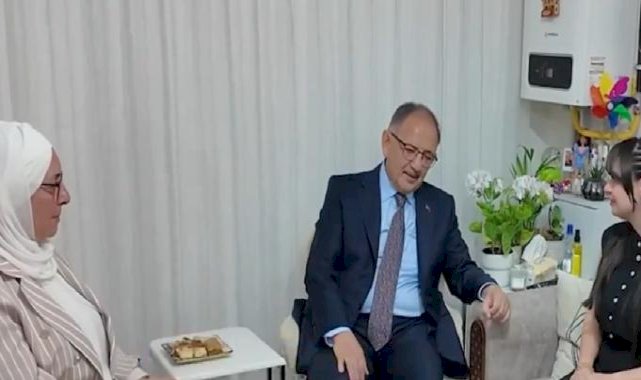 Hikayesiyle duygulandırmıştı: Mehmet Özhaseki'den depremzede Aylin Karakuş'a ziyaret