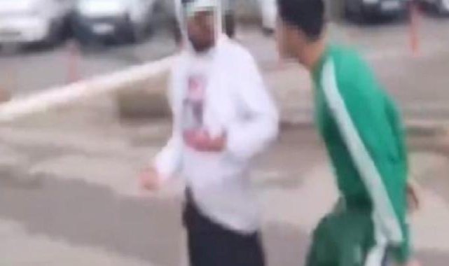 Kocaeli'de yolda yürüyenleri sebepsiz yere korkutup saldırmışlardı: Tutuklandılar