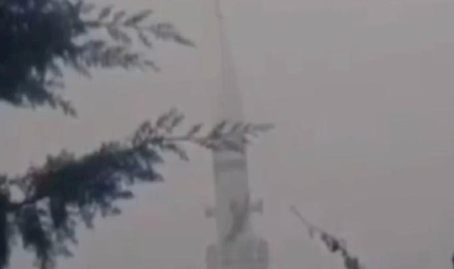 Malatya'da vefat eden oğlunun selasını okuyan imam yürekleri dağladı