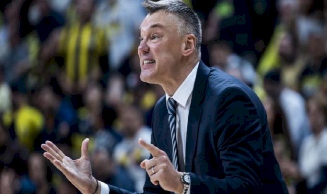 Sarunas Jasikevicius: Gelecek sezon umrumda değil