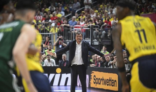 Temsilcimiz Fenerbahçe, Panathinaikos'a mağlup oldu