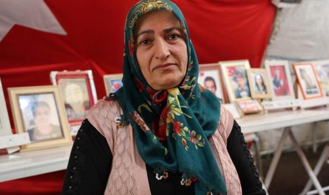 Terörün elinde olan evlatlarından ayrı Anneler Günü’nü geçiriyorlar