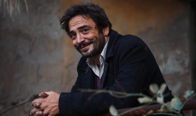 Tuğba Ekinci iddiası: Serenay Sarıkaya ile Ahmet Kural aşk yaşadı