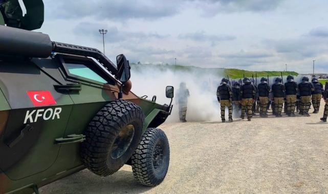 Türk askerleri 25 yıldır Kosova'da barış ve huzuru sağlıyor