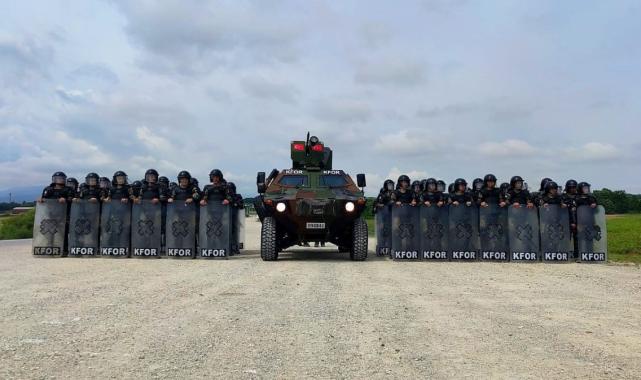 Türk askerleri 25 yıldır Kosova'da barış ve huzuru sağlıyor