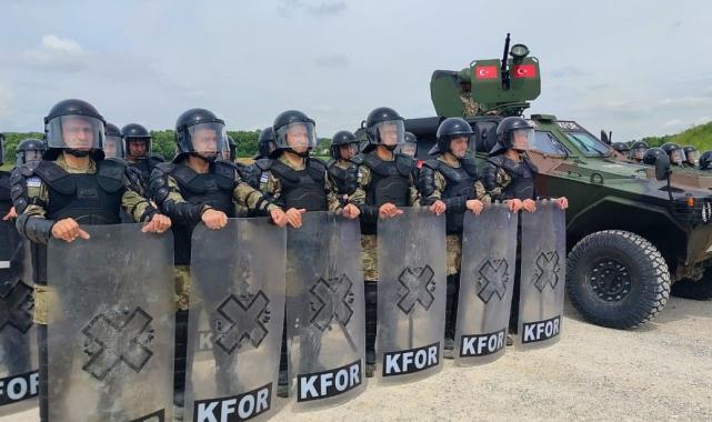 Türk askerleri 25 yıldır Kosova'da barış ve huzuru sağlıyor