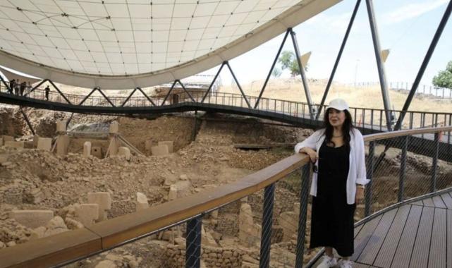 Türkan Şoray'dan Göbeklitepe'ye ziyaret