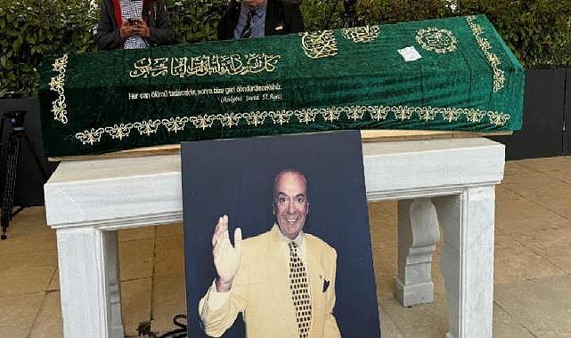 Ünlü sunucu Erkan Yolaç, son yolculuğuna uğurlandı