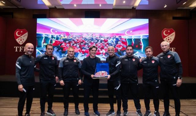 Vincenzo Montella, UEFA Pro Lisans Programı'na katıldı