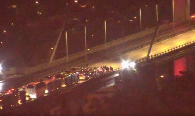 15 Temmuz Şehitler Köprüsü'nde eylem yapan kişi gözaltında