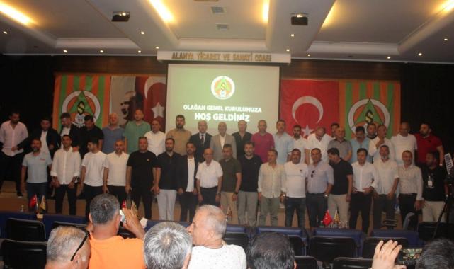 Alanyaspor'da başkanlığa yeniden Hasan Çavuşoğlu seçildi