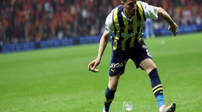 Ali Koç, iç transfere dair bilgi verdi: Szymanski, Mert Hakan ve Batshuayi kalacak mı