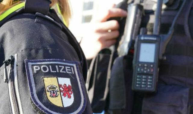 Almanya’da Ganalı iki kız çocuğuna ırkçı saldırı