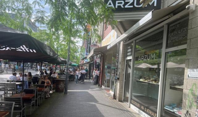 Almanya’da kuyumcu hırsızlığını Türk çalışan engelledi