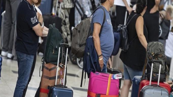 Antalya Havalimanı'nın yolcu ve uçak yoğunluğu arttı