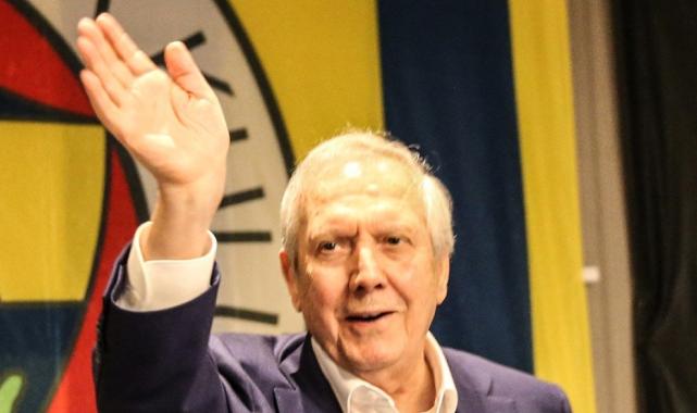 Aziz Yıldırım: Ben Mourinho demeseydim İsmail Kartal ile devam edeceklerdi