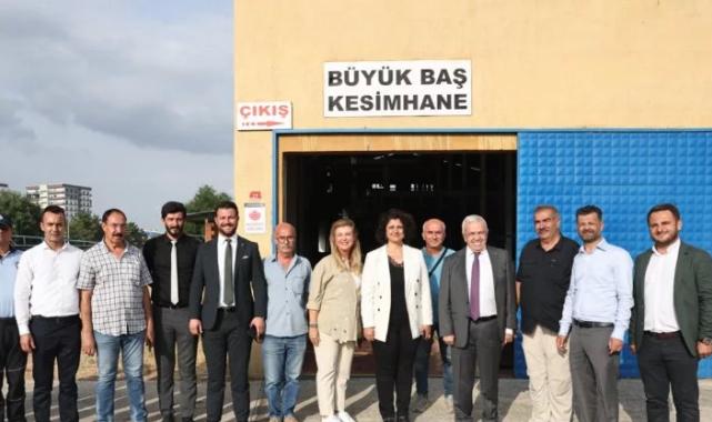 Başkan Şadi Özdemir kurban pazarını ziyaret etti