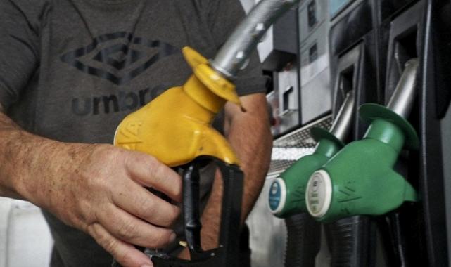 Benzine ve motorine zam geliyor