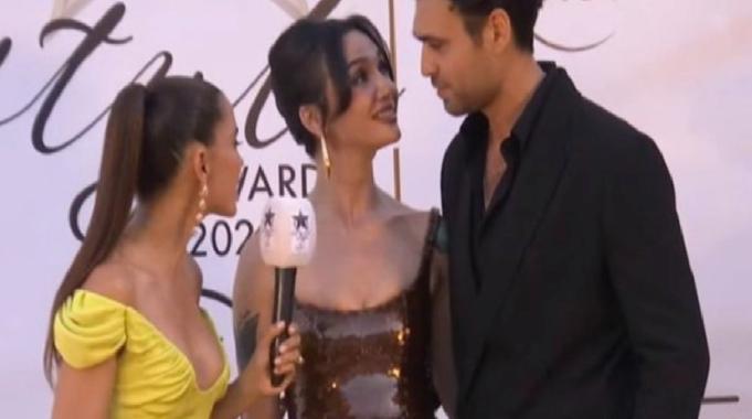 Birce Akalay ve Hakan Kurtaş'ın aşk dolu bakışları gündem oldu!