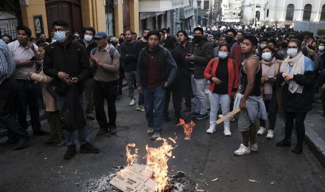 Bolivya'da darbeciler kaybetti