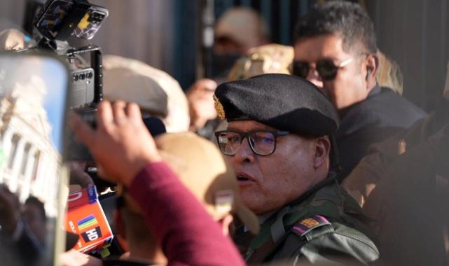 Bolivya'da darbeciler kaybetti