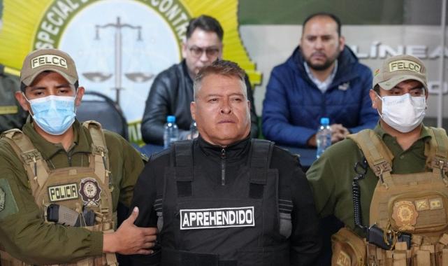 Bolivya'da darbeciler kaybetti