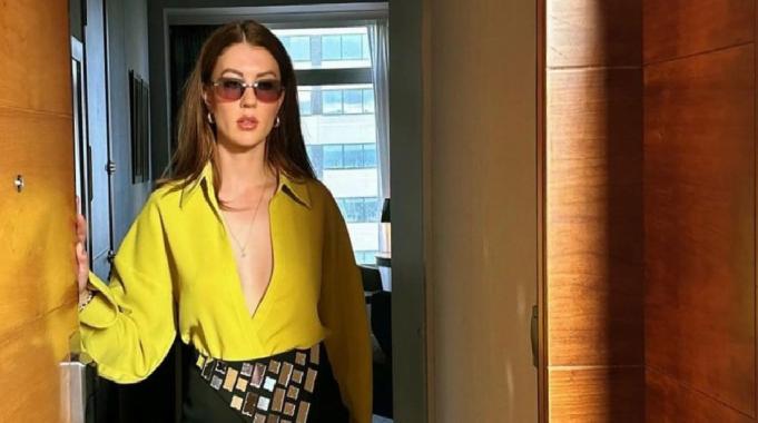 Burcu Özberk, Barselona sokaklarında dans etti